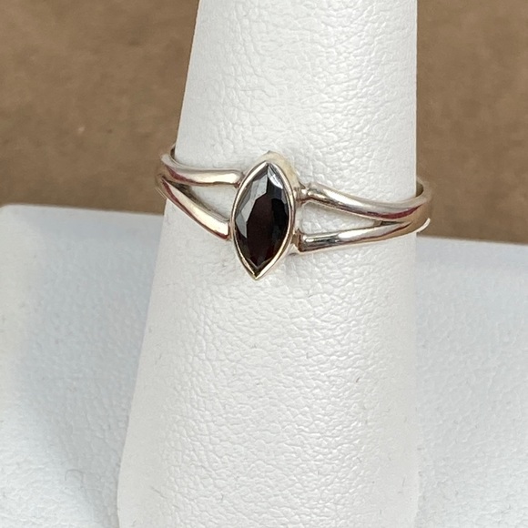 New Sterling Silver Ring with 25 Point Marque Black Sapphire  size 8 - Picture 2 of 8